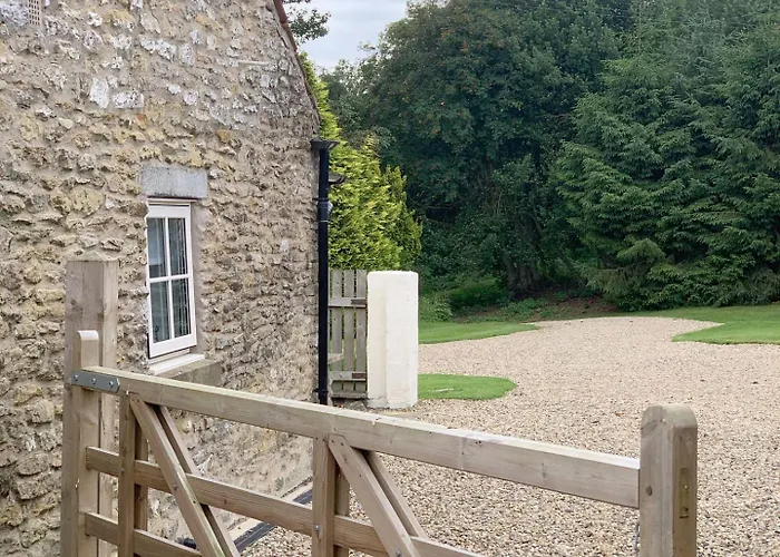 Wheatsheaf - 80021 Sawdon