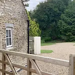 Wheatsheaf - 80021 Sawdon