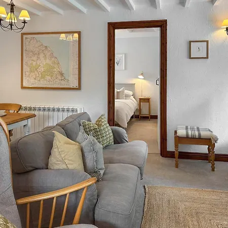 Wheatsheaf - 80021 Sawdon