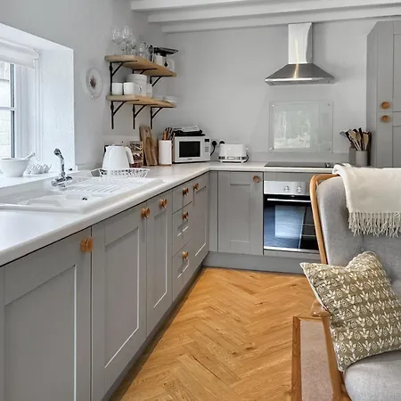 Wheatsheaf - 80021 *