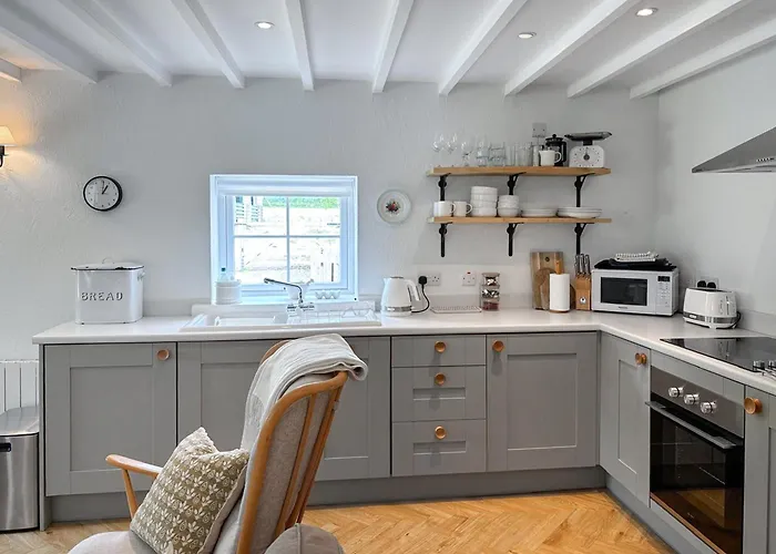 Wheatsheaf - 80021 Sawdon